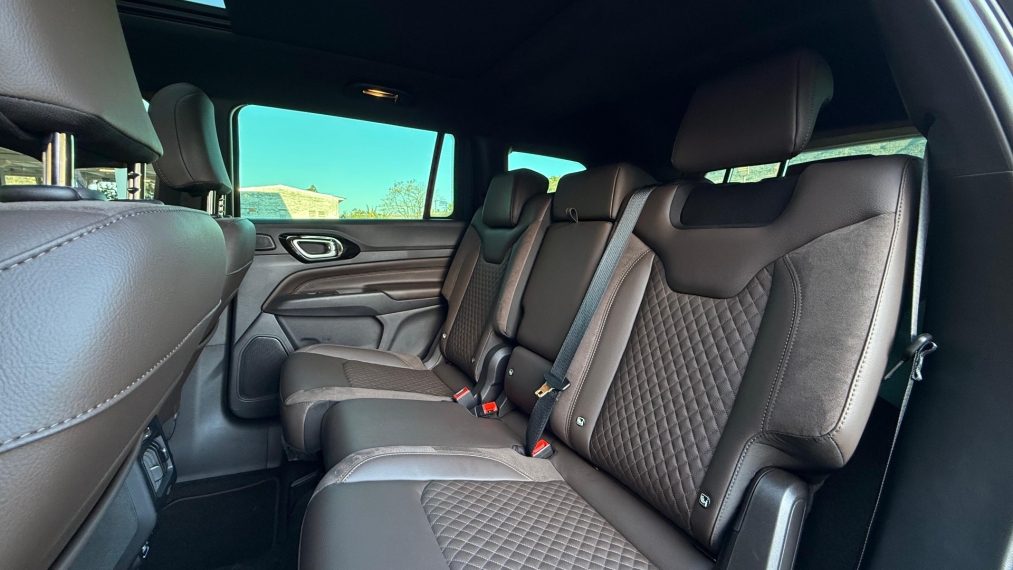 commander 2.0 td380 turbo diesel overland at9