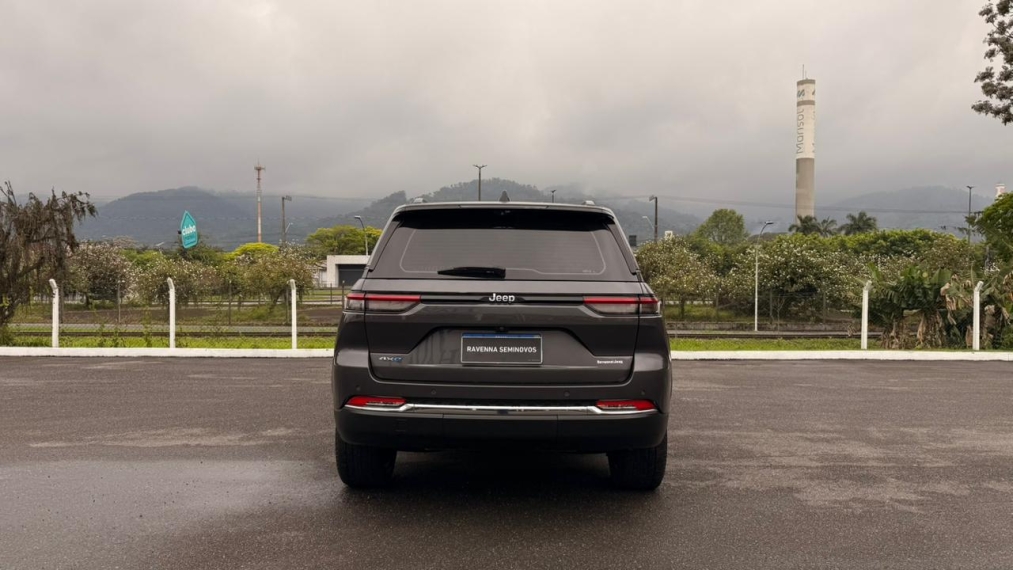 grand cherokee 2.0 turbo hibrido 4xe at8