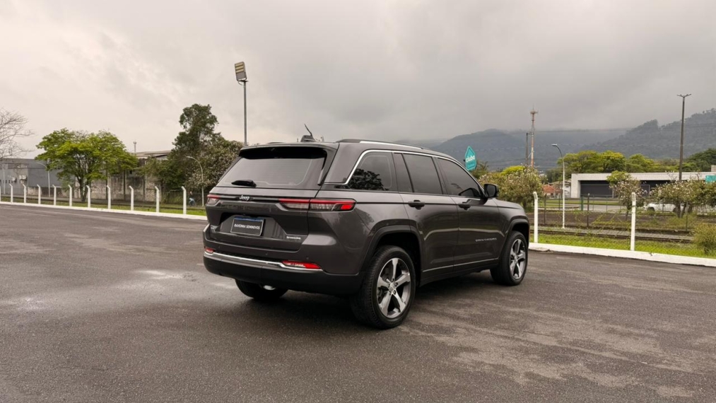 grand cherokee 2.0 turbo hibrido 4xe at8