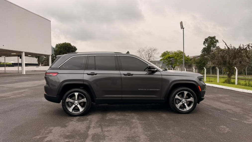 grand cherokee 2.0 turbo hibrido 4xe at8