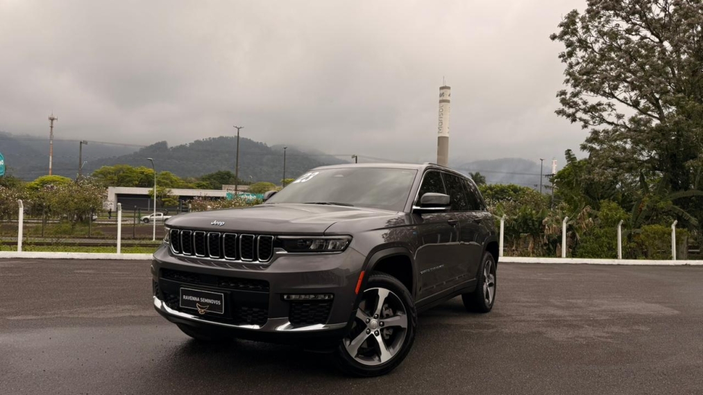 grand cherokee 2.0 turbo hibrido 4xe at8