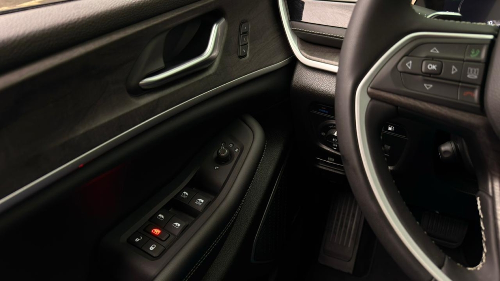 grand cherokee 2.0 turbo hibrido 4xe at8