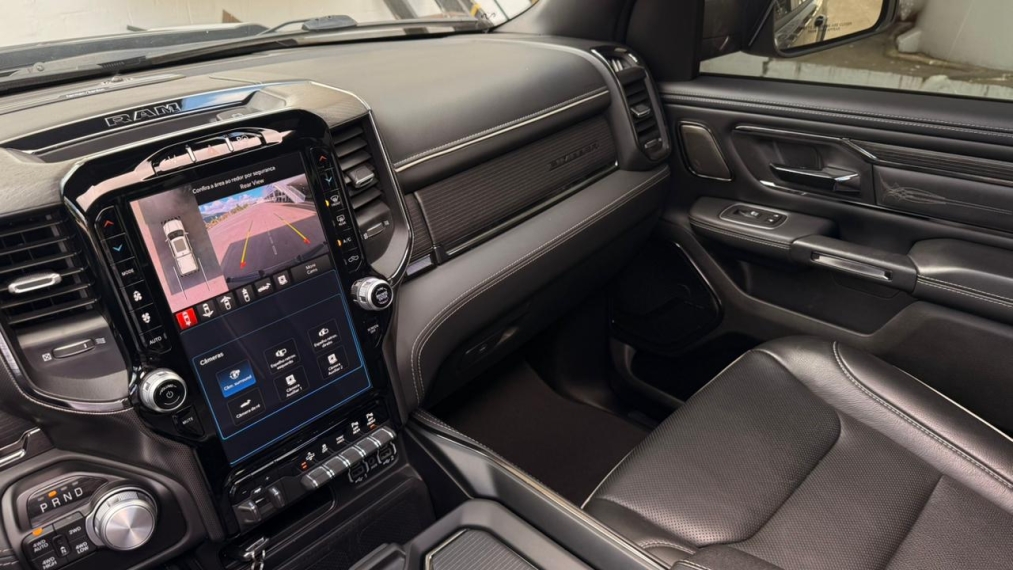 ram 1500  5.7 v8 gasolina limited night edition cd 4x4