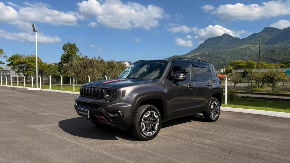 1.3 t270 turbo flex trailhawk 4x4 at93