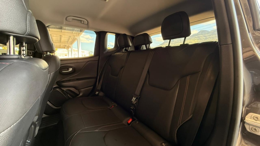 1.3 t270 turbo flex trailhawk 4x4 at913