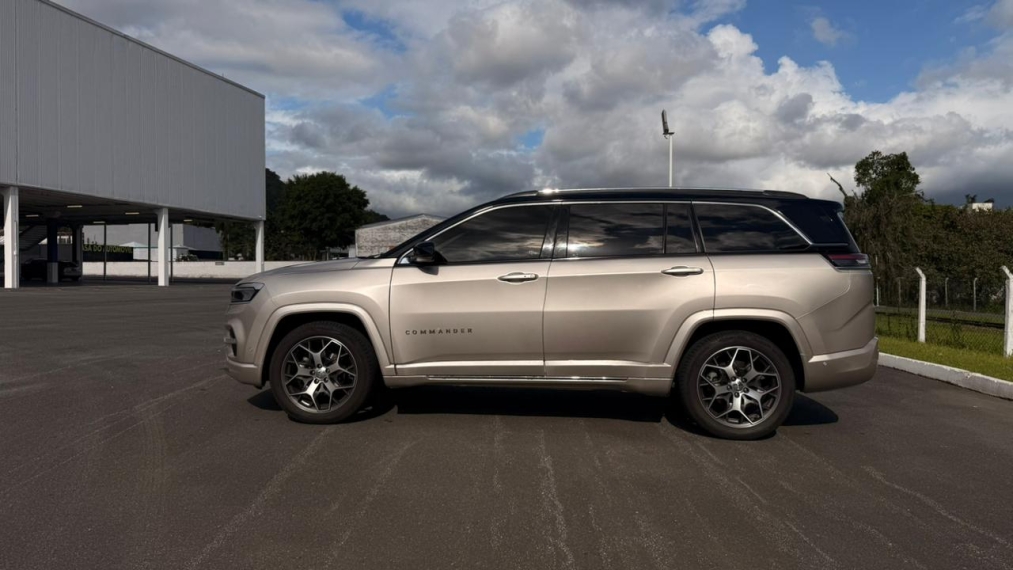 commander overland 1.3 t270 turbo flex  at66