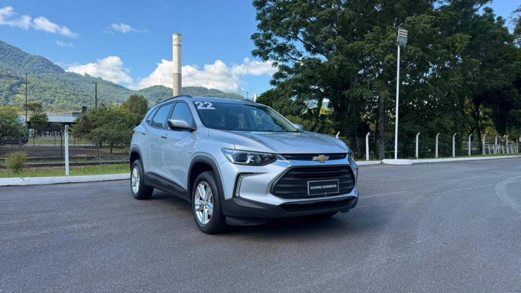 tracker lt 1.0 turbo flex at1