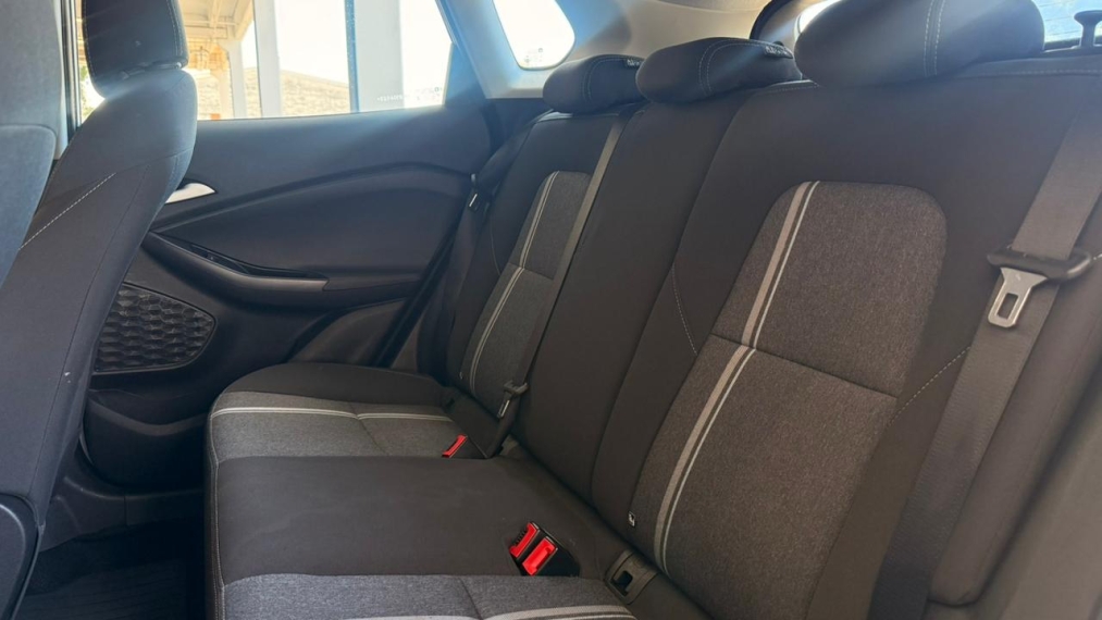 tracker lt 1.0 turbo flex at14