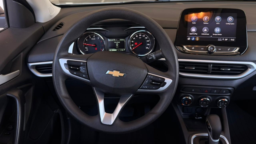 tracker lt 1.0 turbo flex at9