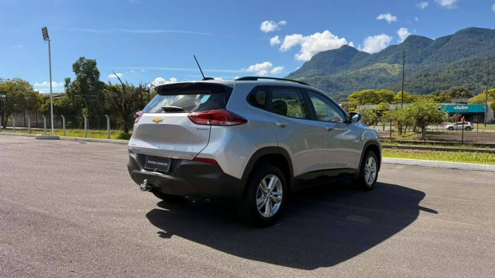 tracker lt 1.0 turbo flex at5