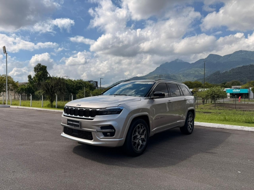 jeep commander 1.3 t270 turbo flex overland at62