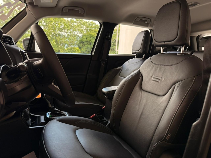 jeep  renegade 1.3 t270 turbo flex longitude at611