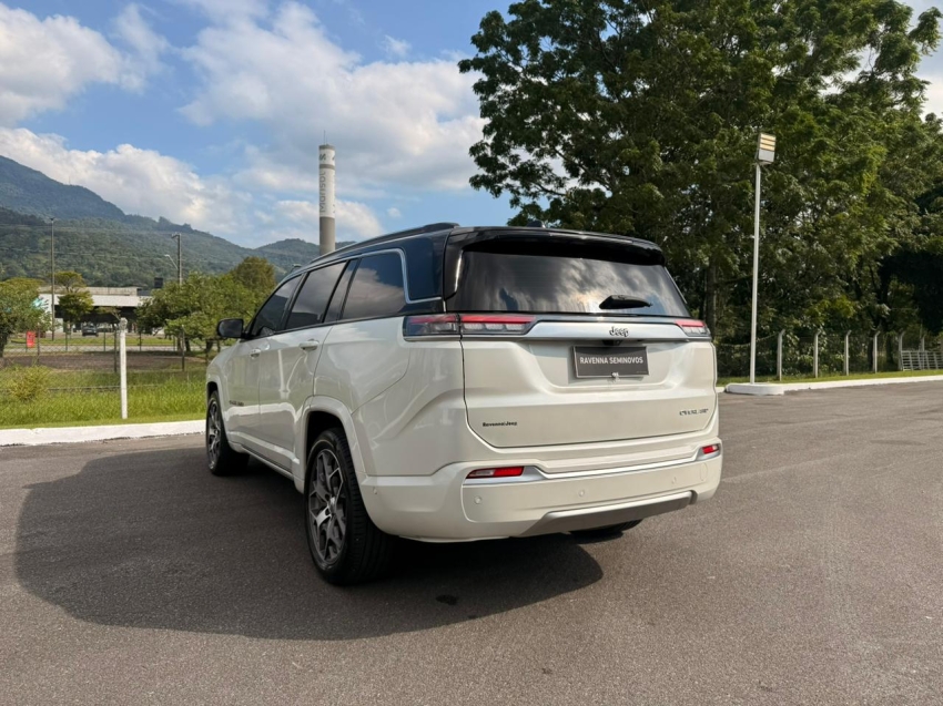 jeep commander 1.3 t270 turbo flex overland at65