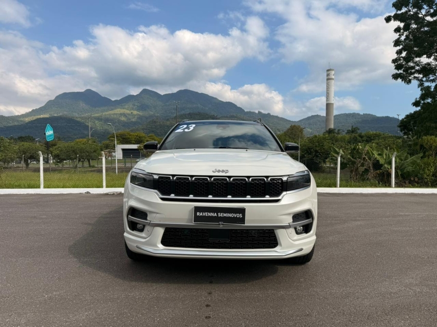 jeep commander 1.3 t270 turbo flex overland at6