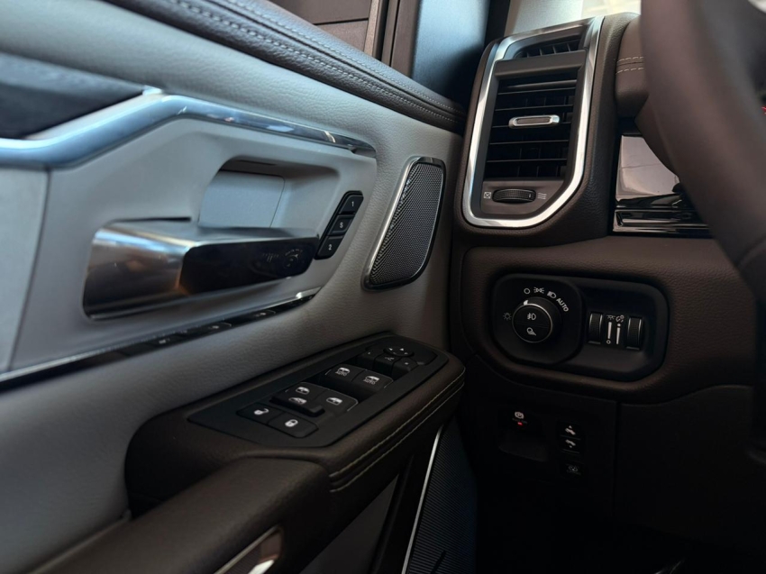 ram 1500 3.0 hurricane 6 biturbo gasolina laramie cd 4x4 automatico11