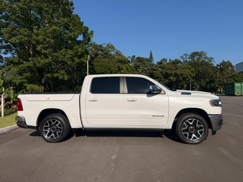 ram 1500 3.0 hurricane 6 biturbo gasolina laramie cd 4x4 automatico3