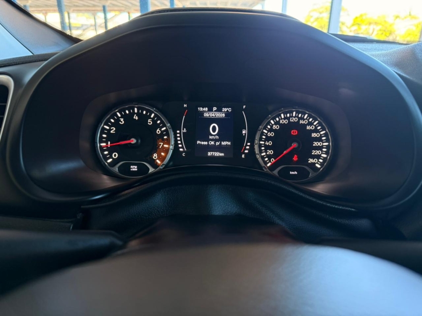 jeep renegade 1.8 16v flex 4p automatico9
