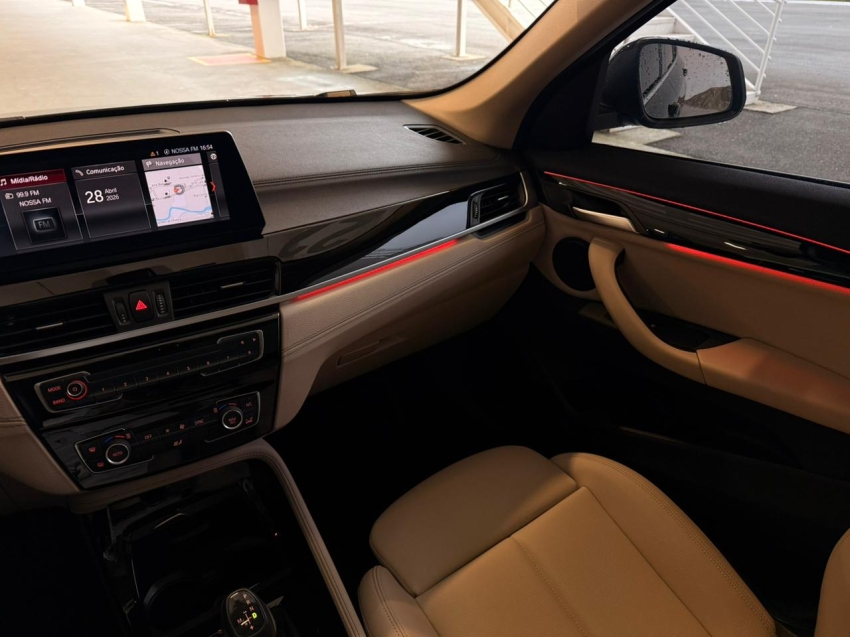 bmw x1 2.0 16v turbo activeflex sdrive20i x-line 4p at18