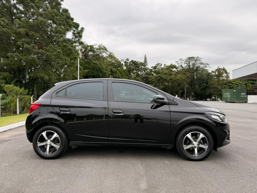 chevrolet onix 1.4 mpfi ltz 8v flex 4p automatico3