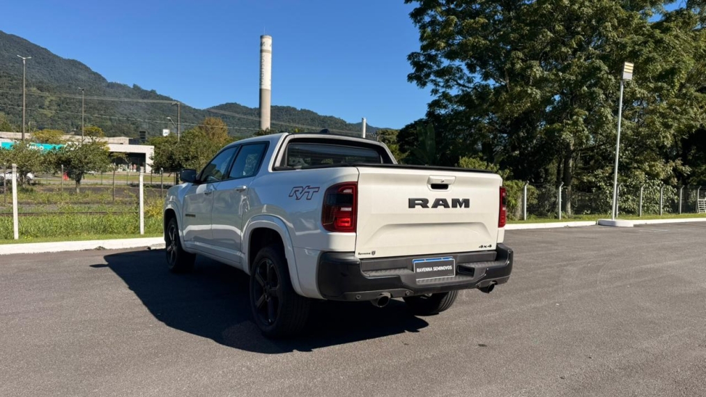 rampage  2.0 hurricane 4 turbo gasolina r/t 4x4 automatico5