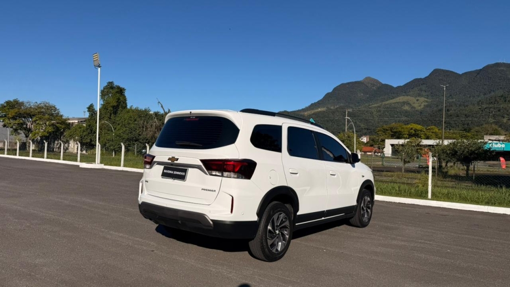 chevrolet  spin 1.8 premier 8v flex 4p automatico3