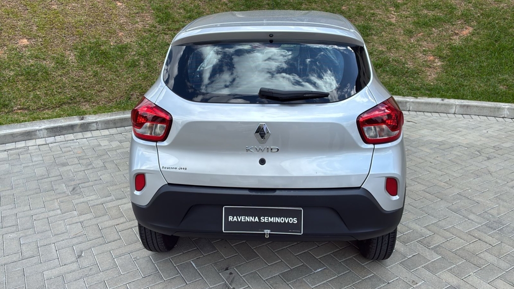 renault  kwid 1.0 12v sce flex zen manual4