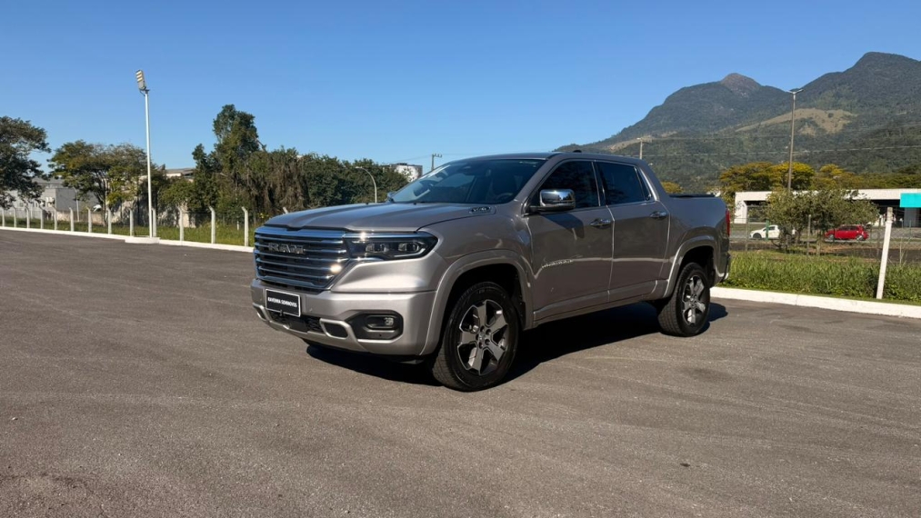 2.0 hurricane 4 turbo gasolina laramie 4x4 at1