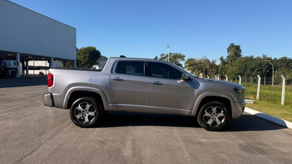 2.0 hurricane 4 turbo gasolina laramie 4x4 at7