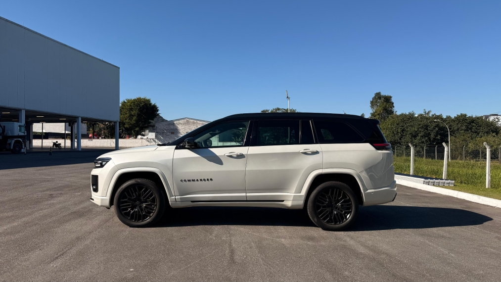 jeep commander 2.0 hurricane 4 turbo gasolina blackhawk at95