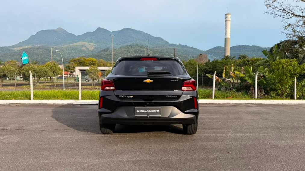 chevrolet  onix 1.0 turbo flex premier automatico4