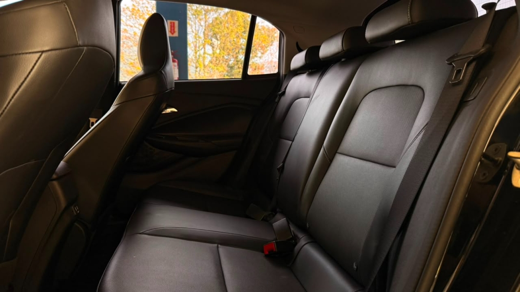 chevrolet  onix 1.0 turbo flex premier automatico15