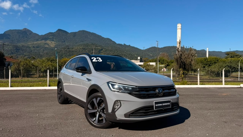 volkswagen  nivus 1.0 200 tsi total flex highline automatico8