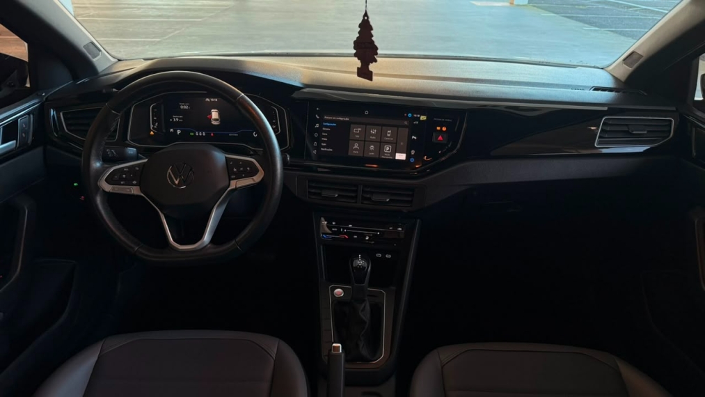 volkswagen  nivus 1.0 200 tsi total flex highline automatico11