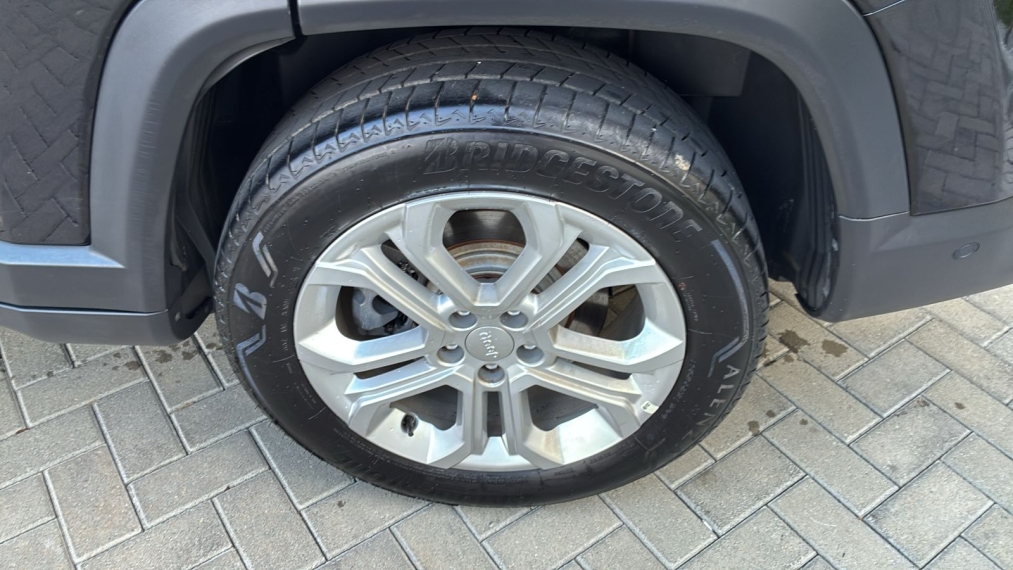 jeep commander 1.3 t270 turbo flex longitude 5l at610