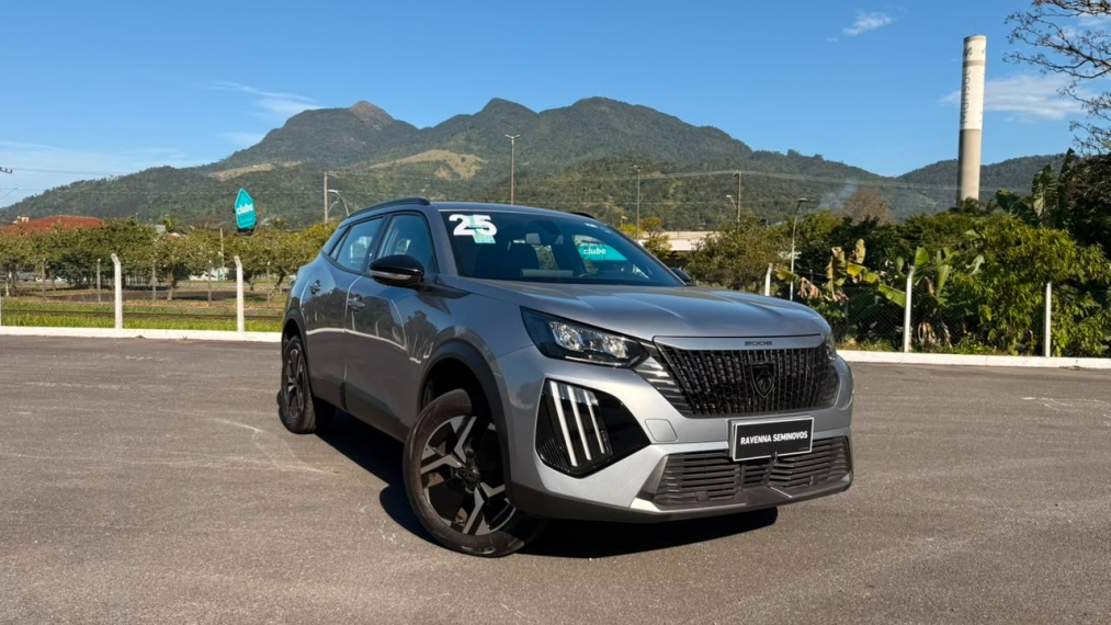 peugeot  2008 1.0 turbo 200 flex active cvt8