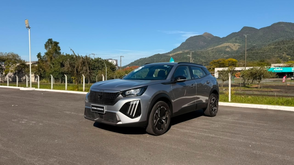 peugeot  2008 1.0 turbo 200 flex active cvt1