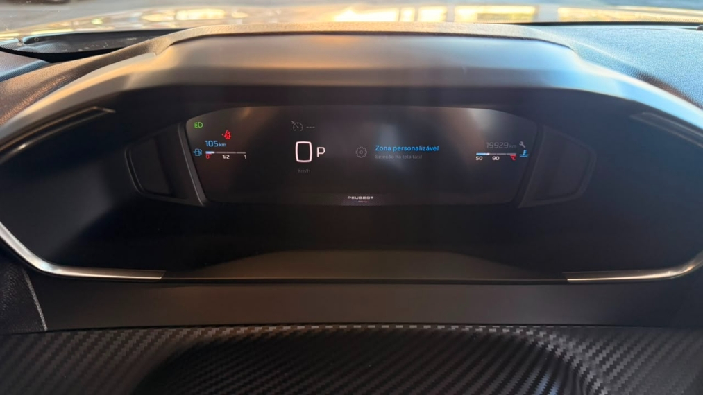 peugeot  2008 1.0 turbo 200 flex active cvt9
