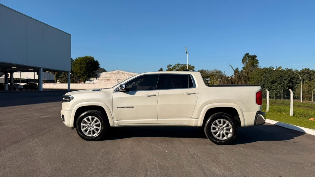 rampage  2.2 turbo diesel big horn 4x4 automatico7