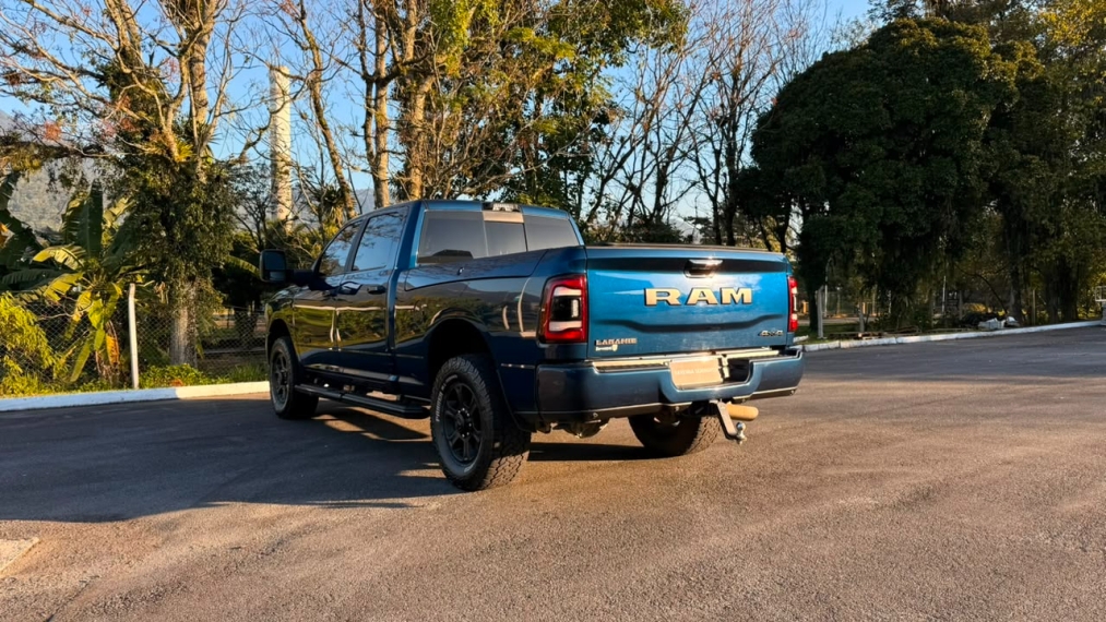 ram 3500 laramie night edition 6,7 l6 diesel 4x4 cd automatica4