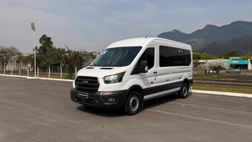ford  transit 2.0 ecoblue diesel minibus 14+1 410l automatico2