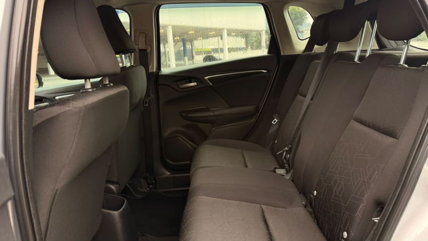 1.5 lx 16v flex 4p at13