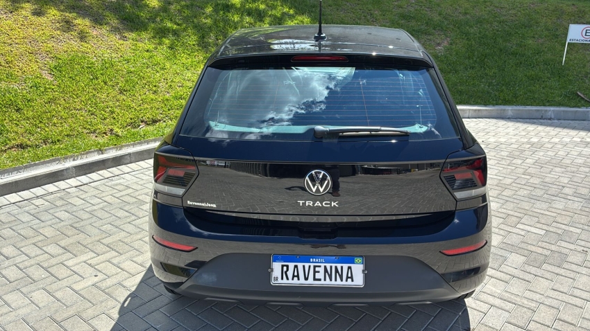 volkswagen  polo 1.0 mpi track manual5