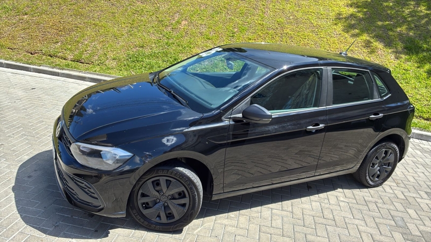 volkswagen  polo 1.0 mpi track manual1