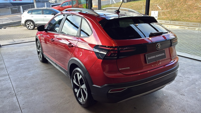 volkswagen  nivus 1.0 200 tsi total flex highline automatico7