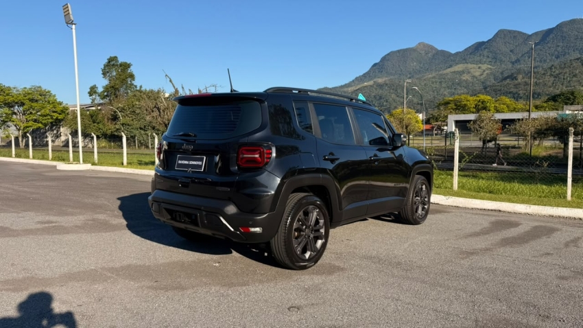 jeep  renegade 1.3 t270 turbo flex longitude at64
