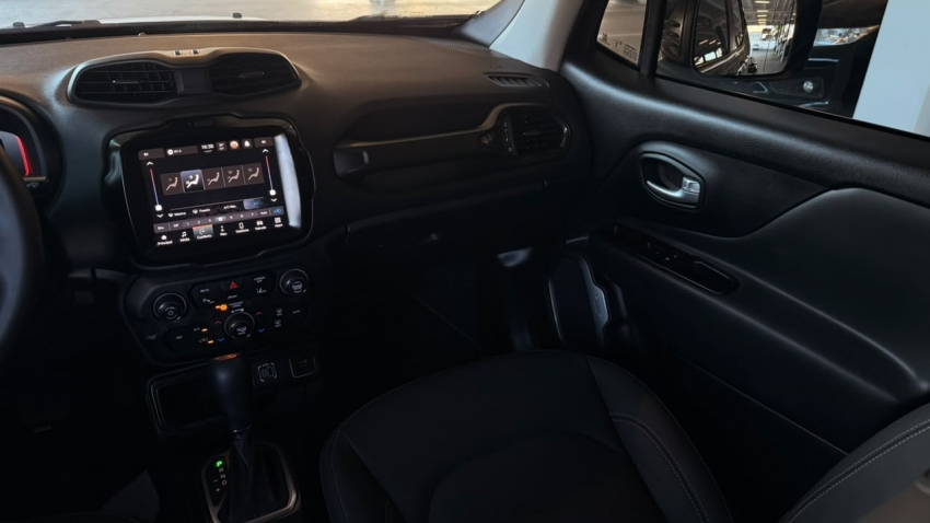 jeep  renegade 1.3 t270 turbo flex longitude at612