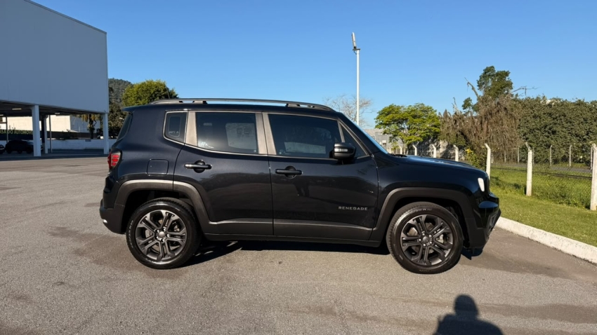 jeep  renegade 1.3 t270 turbo flex longitude at63