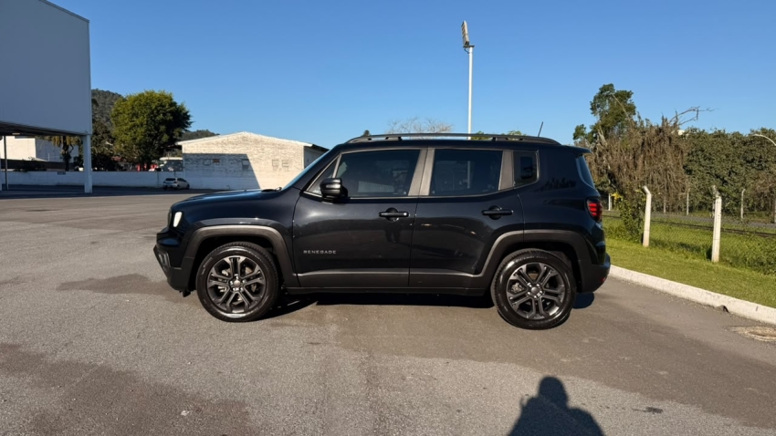 jeep  renegade 1.3 t270 turbo flex longitude at66