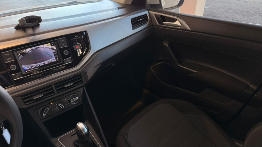 VOLKSWAGEN   NIVUS  1.0 200 TSI TOTAL FLEX COMFORTLINE AUTOMÁTICO12