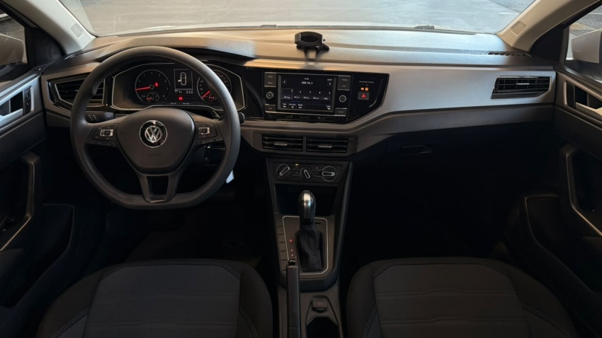 VOLKSWAGEN   NIVUS  1.0 200 TSI TOTAL FLEX COMFORTLINE AUTOMÁTICO10
